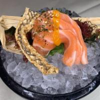 Sake · salmon, gooseberry puree, crispy salmon skin