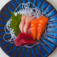 Mix Sashimi · (tuna/salmon/yellowtail) (6pcs).