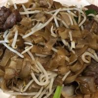 Beef Chow Fun with Sauce · 