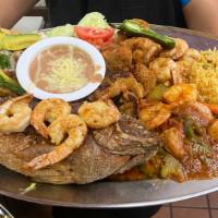 Mariscada · Big platter with shrimp cook different ways 
Grill shrimp ,a la Diabla ,rancheros ,mojo de a...