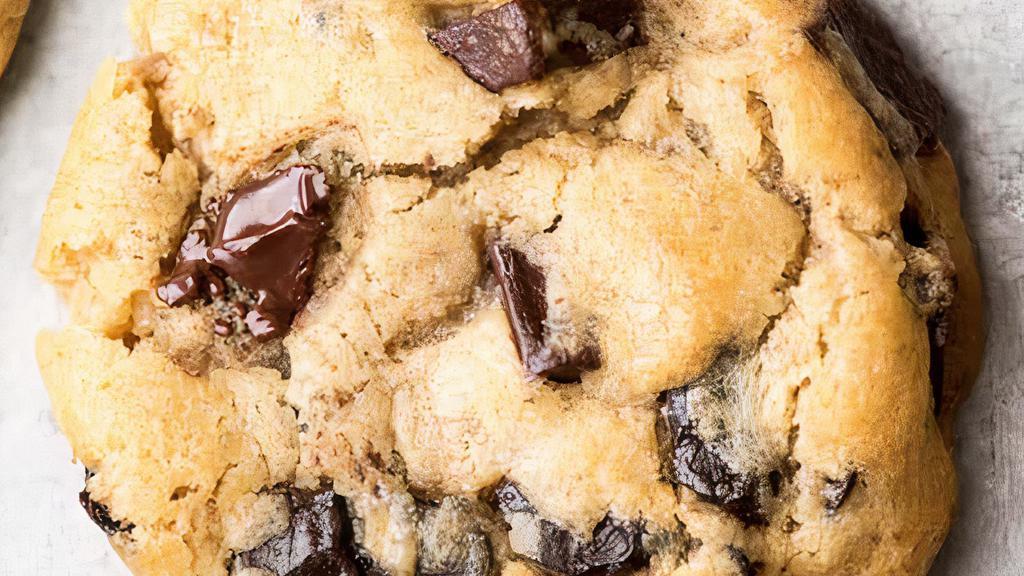 COOKIE · House-made Chocolate Chip Cookie