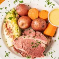 CORNED BEEF and CABBAGE · Tradional Irish Boiled Corned Beef with Carrots, Red Potatoes and Cabbage