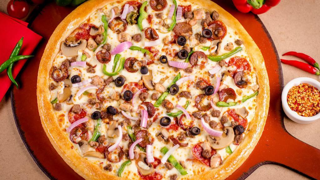 House Special Pizza · Bell pepper, onion, beef pepperoni, mushroom and beef sausage on an Italian style pizza.