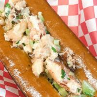 Hot Crab roll with Chips · Hot 1/4 lb of Crab meat w/ light mayo, celery, salt & pepper