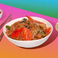 Vegan Drunken Noodles · Gluten free, vegan friendly. Flat rice noodles, served with tomatoes, onions, bell peppers a...