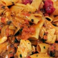 RIGATONI DI POLLO.. · Chicken breast, bacon, parsley, garlic, mushrooms, asiago cheese, white wine, creamy tomato ...