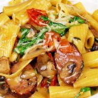 ITALIAN PASTA.. · rigatoni, mild italian sausage, roasted garlic, basil, mushroom, cherry tomatoes, arugula, c...