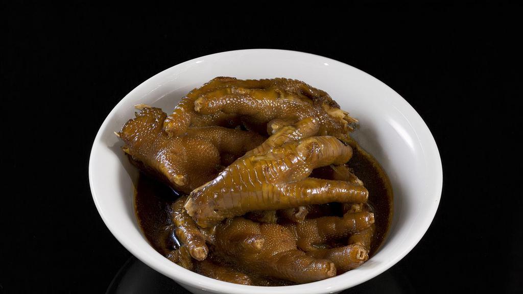 708. Braised Chicken Feet with Abalone Sauce · 