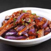 4. Eggplant with Garlic Sauce 鱼香茄子 · Spicy.
