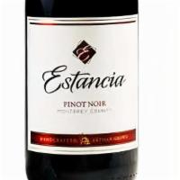 Pinot Grigio: Estancia · Red wine