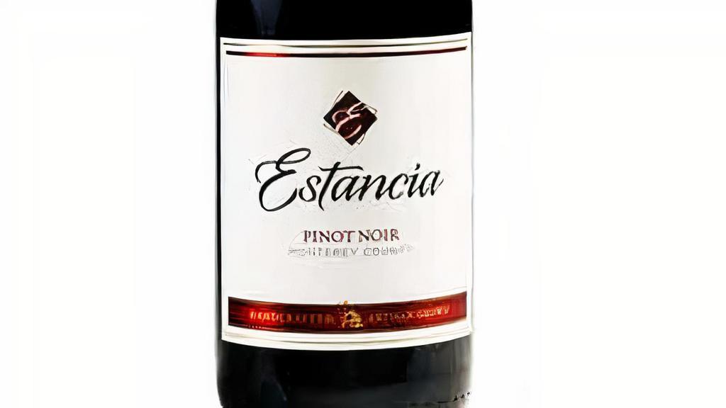 Pinot Grigio: Estancia · Red wine