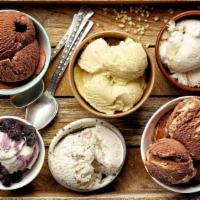 Häagen Dazs Vanilla Bean Ice Cream (Pint) · 