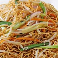  Chow Mein with Soy Sauce 豉油王炒麵  · 