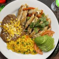 Chicken Fajitas · Chicken Fajitas
Chicken, avocado, sour cream, Jack & Cheddar and flour tortillas. Served wit...