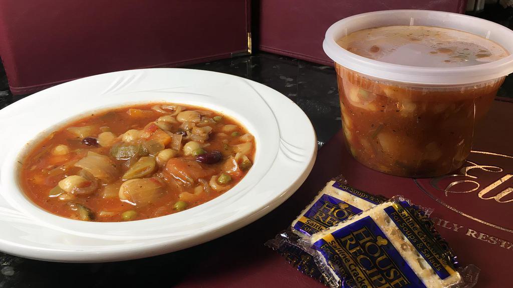 Home Made Soup · 16 oz of Minestrone