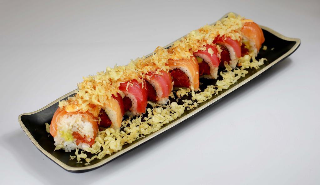 Spicy Crunch · Spicy. In spicy tuna and avocado. Out salmon, tuna, and tempura crunch.