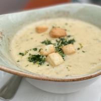 Pacific Chowder · littleneck clams, yukon potatoes, fresh thyme