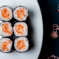 Salmon Roll · king salmon, sushi rice, nori (6 pc)