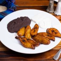 Plátanos con todo · Refried plantains
Sour cream
Fresh cheese
Beans (specify if you want refried beans or casami...