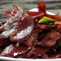 D3大蒜干椒炒腊牛肉Stir Fried Smoked Beef with Garlic and Pepper · 