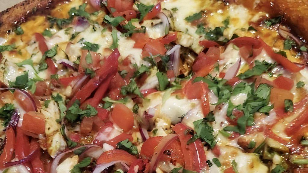 BBQ Chicken · red onions, plum tomatoes, red bell peppers, chili flakes, smoked mozzarella, cilantro