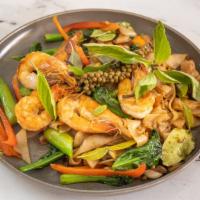 Drunken Noodle · Drunken noodle or drunkard noodles is a Thai stir-fried noodle dish very similar to phat si-...