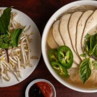 P9. Chicken Noodle Soup / Phở g · 