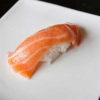 Sake Nigiri · Salmon