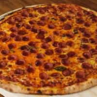 Classic Pepperoni Round Pizza · 20