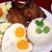 Grilled Pork Chop with Fried Egg Rice Plate · Com suon trung.