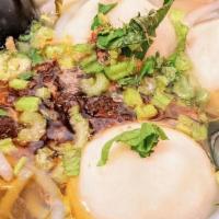 Fish Ball Mi-Fun Soup 福州魚丸米粉湯 · Fish ball w/ pork, mushroom, dry shrimp, pork & rice stick soup