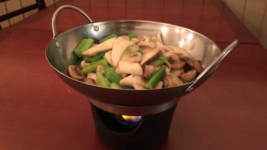 42. Iron Pot Mixed Mushroom（干锅杂菌） · Vegetable and fresh mushroom.