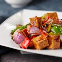 V17. Salt & Pepper Tofu. · Black peppers, onions, tofu