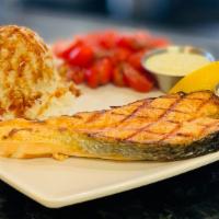 Atlantic Salmon · 8oz fresh salmon served w/sides