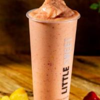 Pineberry Banana · Blended pineapple, strawberry and banana smoothie