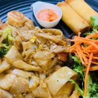 Pad See Ew · Egg,carrots,  broccoli. Choices of chicken, beef, pork or tofu & vegetables. Prawns or seafo...