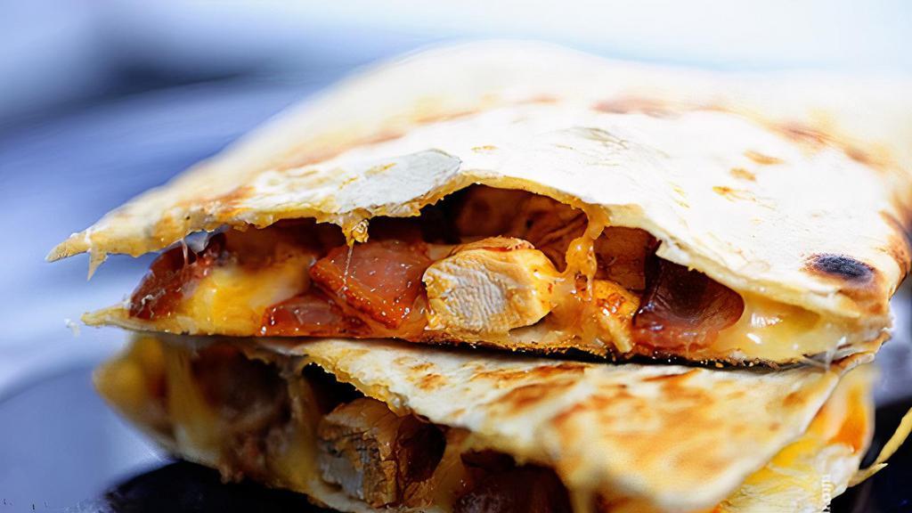 Quesadilla · cheddar cheese,jack cheese on flour tortilla with potato chips
