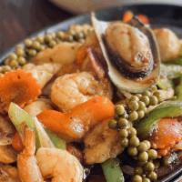 Seafood Sizzling · Fried sole, shrimp, calamari, mussel, scallop, bell pepper, green pepper corn, basil (Lunch ...