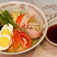 Hiyashi (Cold) · Crab, cucumber, seaweed, tamago, tomato, carrot and eggs.