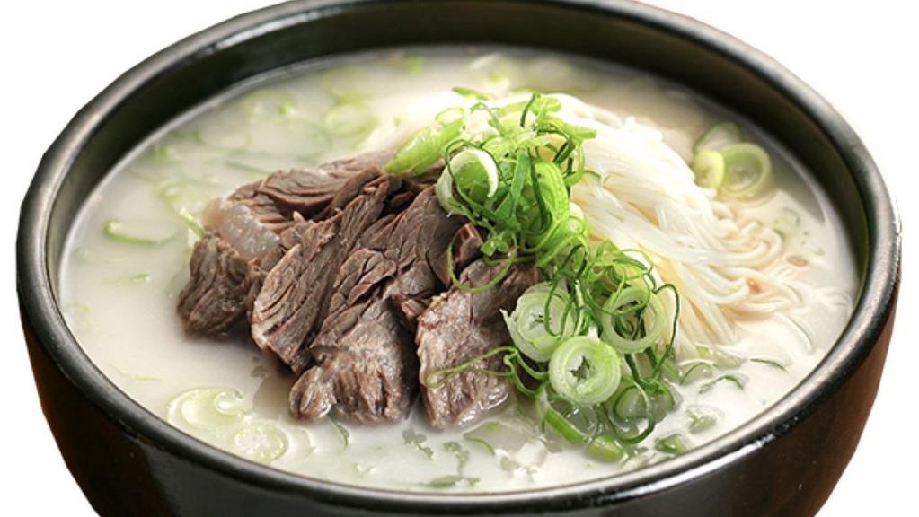 ChaDol Gomtang 차돌곰탕 · Ox bone broth served with brisket and noodles. (includes one rice, kimchi, radish kimchi, green onion)