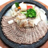 Chadol SuYuk 차돌수육 · Brisket and tendon steamed in gomtang (beef broth)  2-3 servings