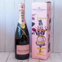 Moet & Chandon Nectar Rose Imperial, 750 ml Champagne (12.0% ABV) · 