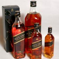 Johnnie Walker Black Label, 750 ml Whiskey (40.0% ABV) · 