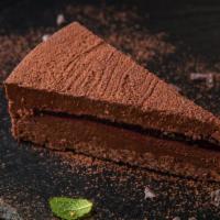 Chocolate Cheesecake · Chocolate cheesecake, with rice, dense, smooth and creamy consistency.