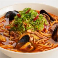 Gochu Jjamppong / Extra Spicy Seafood · Ingredient : pork and seafood