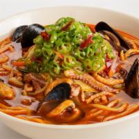 Gochu Jjamppongbap / Extra Spicy Seafood Noodle & Rice Soup · Ingredient: pork and seafood