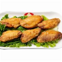 Garlic Chicken Wings 蒜香鸡翅 · 6 pcs