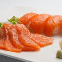 Regular Sashimi Plate · 12 pieces of Sashimi served in Chef's choice.