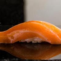 Sake Nigiri · 2pc salmon, sushi rice