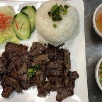 C16. Cơm Chiên · Choice of meat: chicken / beef / pork fried rice.